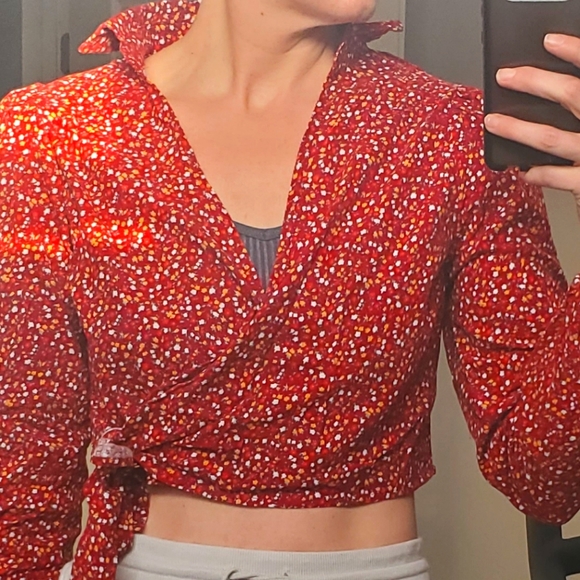 DAISY STREET CORDUROY FLORAL PRINT COLLARED LONG SLEEVE WRAP CROP TOP - Picture 5 of 5